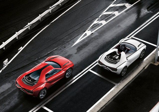 O coupé e o roadster são mecanicamente iguais mas têm carroçarias diferentes O coupé e o roadster são mecanicamente iguais mas têm carroçarias diferentes