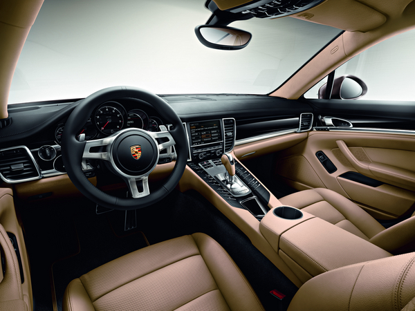 Porsche Panamera 4 PDK Platinum Edition Porsche Panamera 4 PDK Platinum Edition
