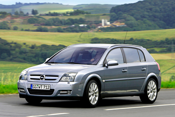Opel Astra Caravan 1.6 Turbo Cosmo Plus Opel Astra Caravan 1.6 Turbo Cosmo Plus