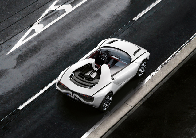 No caso do roadster não existe uma separação entre o condutor e o motor No caso do roadster não existe uma separação entre o condutor e o motor