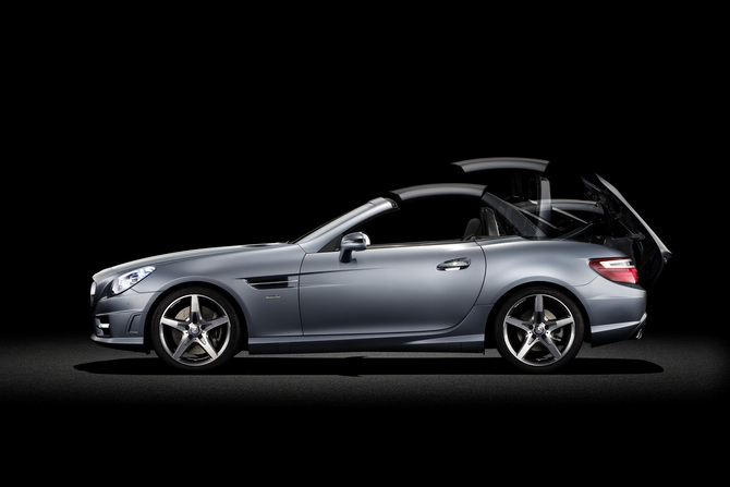 Third generation of Mercedes-Benz SLK unveiled Third generation of Mercedes-Benz SLK unveiled