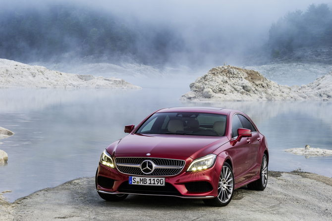 Mercedes-Benz CLS 350 BlueTEC Mercedes-Benz CLS 350 BlueTEC
