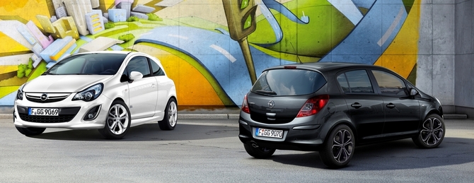 Opel Corsa 1.4 turbo All Black Opel Corsa 1.4 turbo All Black