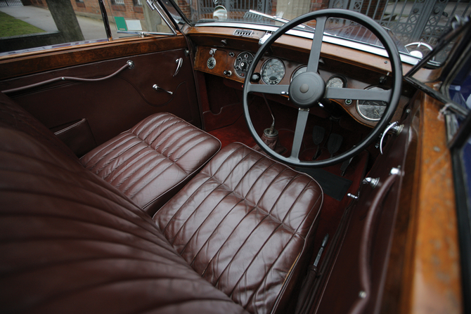 Lagonda V-12 Drophead Coupé Lagonda V-12 Drophead Coupé