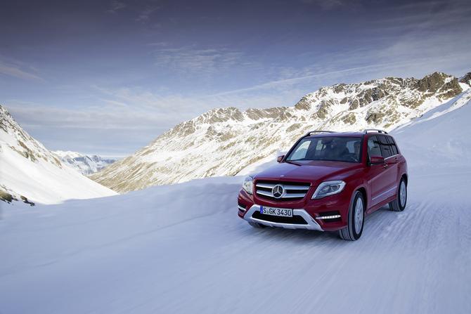 Mercedes-Benz GLK 350 CDI 4Matic BlueEfficiency Mercedes-Benz GLK 350 CDI 4Matic BlueEfficiency