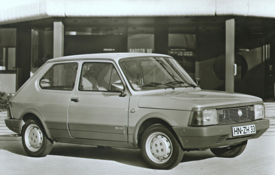 fiat_127_super_3_door_5_speed_large_81188.jpg