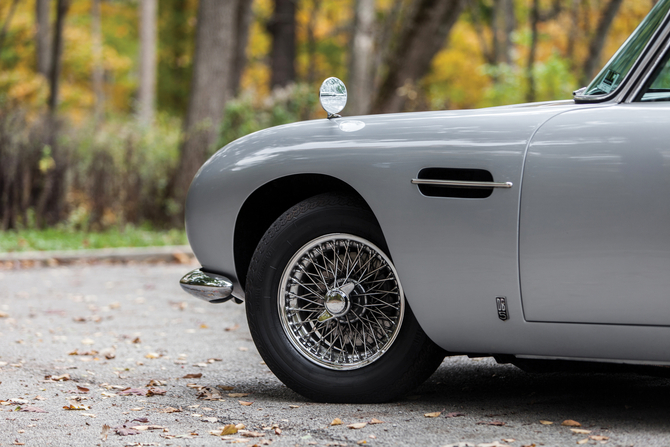 Aston Martin DB5 Aston Martin DB5