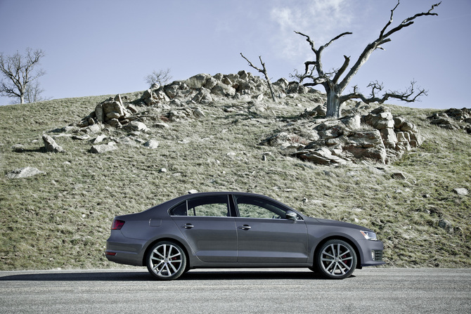 Volkswagen Jetta GLI DSG Autobahn w/ Navigation Volkswagen Jetta GLI DSG Autobahn w/ Navigation