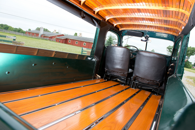 Dodge Half-Ton Canopy Express Dodge Half-Ton Canopy Express
