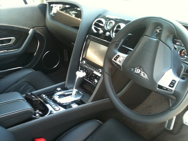This week in cars: A good hybrid and a new Bentley This week in cars: A good hybrid and a new Bentley