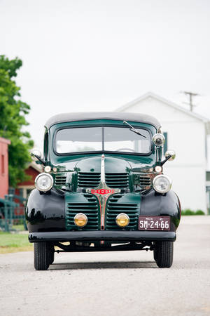 Dodge Half-Ton Canopy Express Dodge Half-Ton Canopy Express