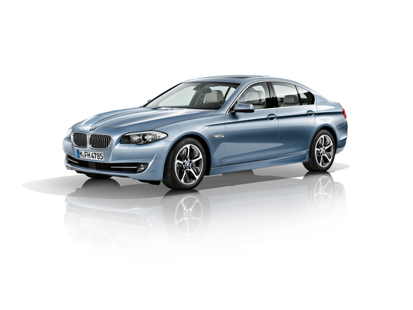 BMW Creates 340hp ActiveHybrid 5-Series BMW Creates 340hp ActiveHybrid 5-Series
