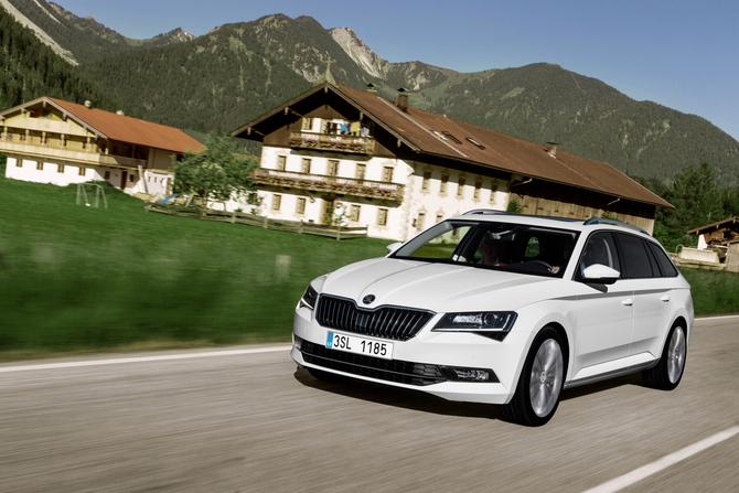 Skoda Superb Combi 2.0 TDI Skoda Superb Combi 2.0 TDI
