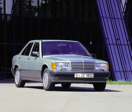 Mercedes-Benz 190 D 2.2 AT Mercedes-Benz 190 D 2.2 AT