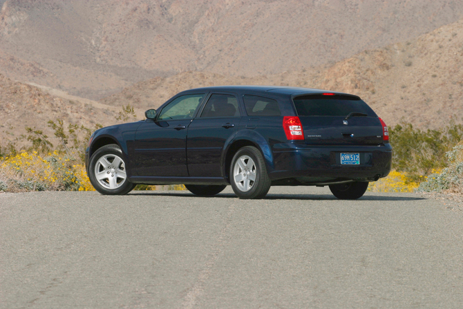 Dodge Magnum SXT AWD Dodge Magnum SXT AWD
