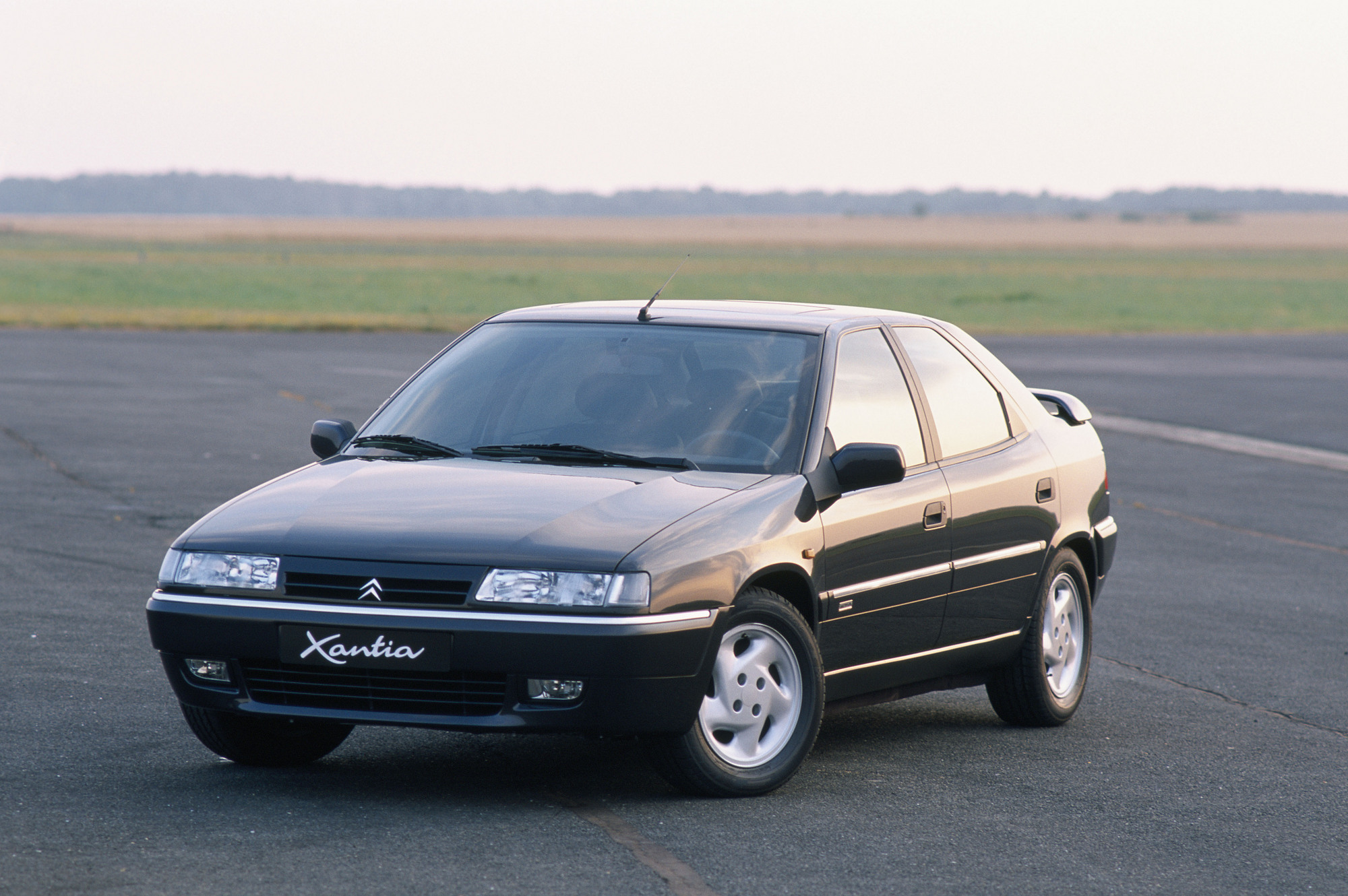 [Imagen: citroa_n_xantia_v6_24_activa_big_28202.jpg]