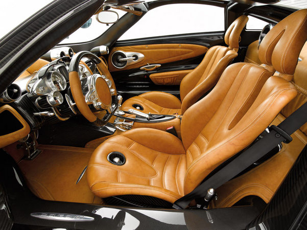 Pagani produz documentário sobre criação do Huayra Pagani produz documentário sobre criação do Huayra