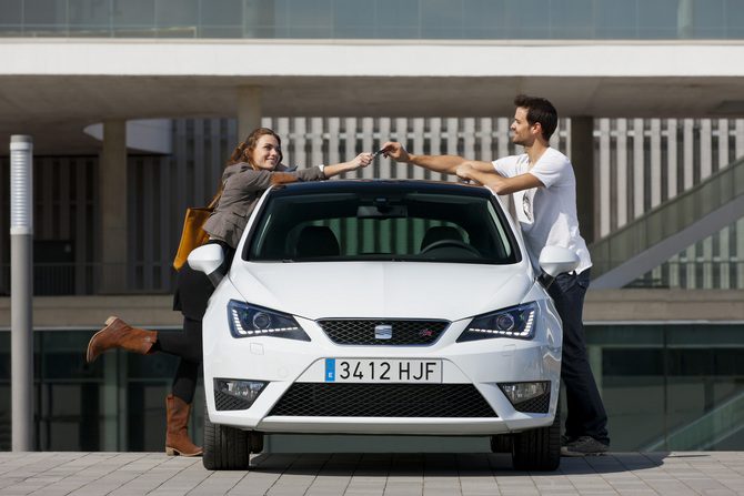 Seat Ibiza SC 1.6 TDI CR Business Seat Ibiza SC 1.6 TDI CR Business