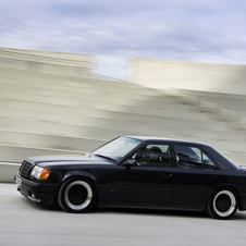 AMG Mercedes-Benz 300 E 5.6 AMG (Hammer) AMG Mercedes-Benz 300 E 5.6 AMG (Hammer)