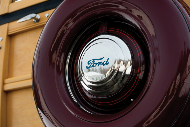 Ford Super De Luxe Station Wagon Ford Super De Luxe Station Wagon