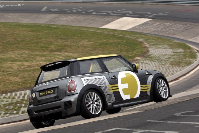MINI (BMW) MINI E Race MINI (BMW) MINI E Race
