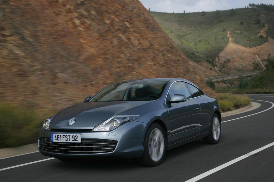 Renault Laguna Coup TCe 205 GT Line basic info spec rating