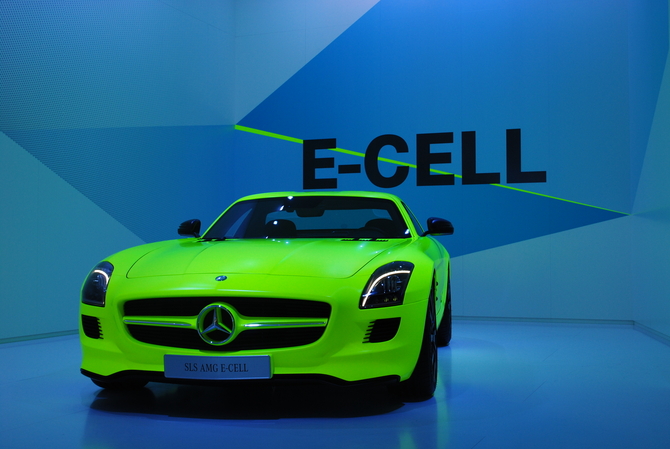 Mercedes-Benz SLS AMG E-CELL Mercedes-Benz SLS AMG E-CELL