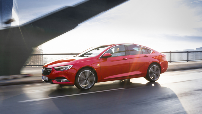 Opel Insignia Grand Sport 1.5 Turbo Innovation Opel Insignia Grand Sport 1.5 Turbo Innovation