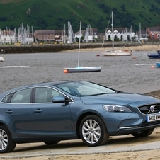 Volvo V40 (modern) Volvo V40 (modern)