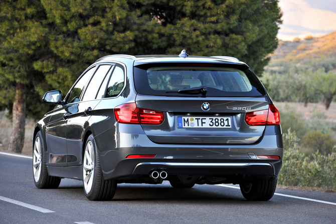 BMW 320d EfficientDynamics Touring BMW 320d EfficientDynamics Touring