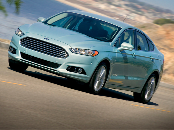 Ford Fusion Hybrid S Ford Fusion Hybrid S