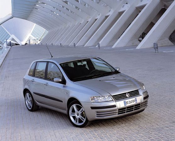 Fiat Stilo 1.8 16v Dynamic Fiat Stilo 1.8 16v Dynamic