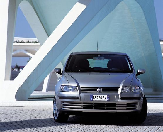 Fiat Stilo 1.8 16v Dynamic Fiat Stilo 1.8 16v Dynamic