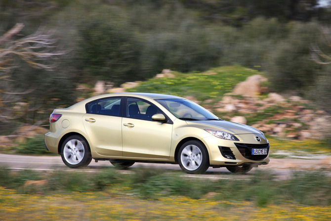 Mazda 3 s Grand Touring 4-Door