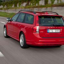 Volvo V50 D4 R-Design Geartronic Volvo V50 D4 R-Design Geartronic