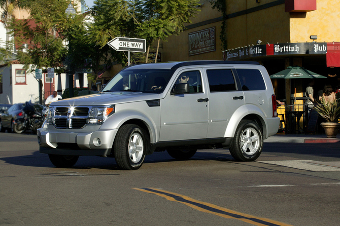 Dodge Nitro SE 4X4 Dodge Nitro SE 4X4