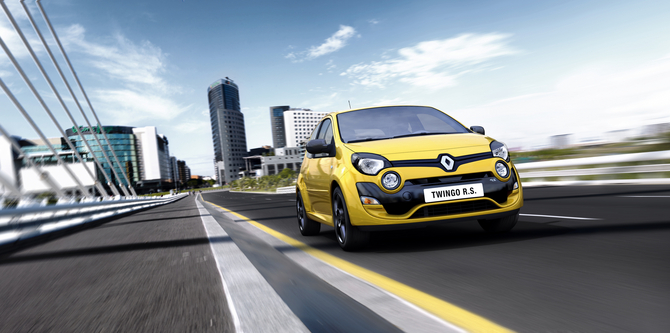 Renault Twingo RS recebe nova frente e consumo mais baixo Renault Twingo RS recebe nova frente e consumo mais baixo