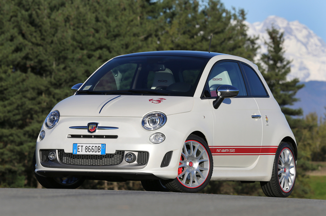 Abarth 595 500 Aniversário 1.4 16v T-jet 180 MTA Abarth 595 500 Aniversário 1.4 16v T-jet 180 MTA