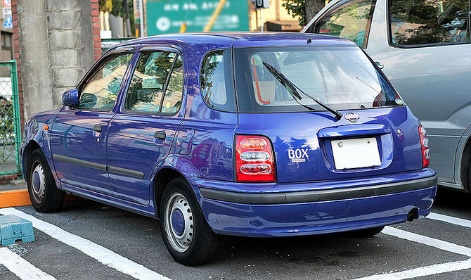 Nissan March Box 1.0 Nissan March Box 1.0