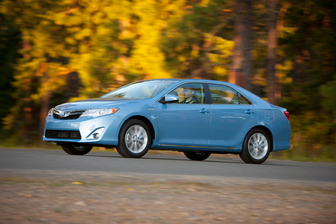 Toyota Introduces 5 New Cars in US with 44mpg Average Economy Toyota Introduces 5 New Cars in US with 44mpg Average Economy