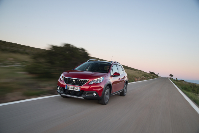 Peugeot 2008 Access 1.2 PureTech Peugeot 2008 Access 1.2 PureTech