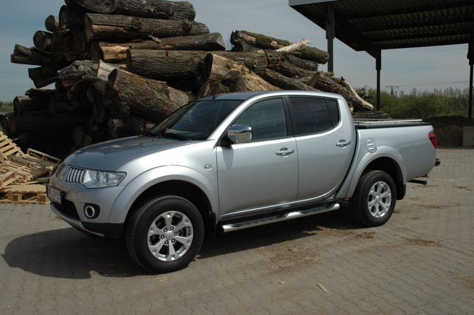 Mitsubishi L200 Mitsubishi L200