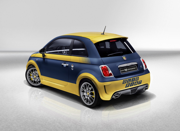 It also includes special materials for the interior It also includes special materials for the interior