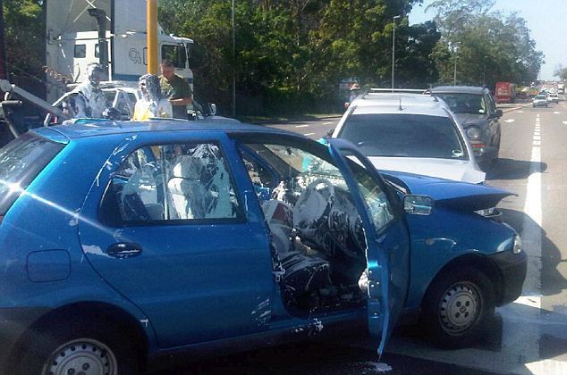 Funniest accident scene ever! Funniest accident scene ever!