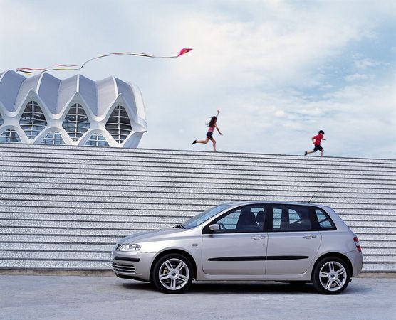 Fiat Stilo 1.8 16v Dynamic Fiat Stilo 1.8 16v Dynamic
