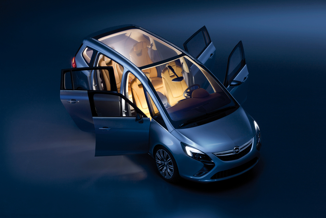 Opel Zafira Tourer Concept Opel Zafira Tourer Concept