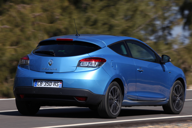 Renault Mégane Coupé 1.5 dCi FAP ECO2 Dynamique Renault Mégane Coupé 1.5 dCi FAP ECO2 Dynamique