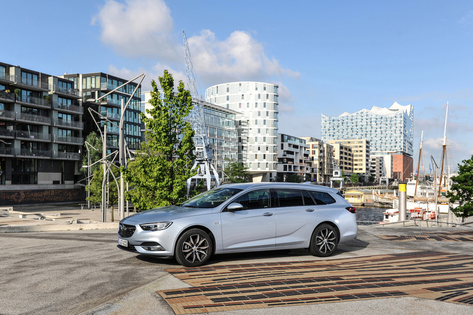 Opel Insignia Sports Tourer 1.6 Turbo D Selective