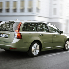 Volvo V50 D4 Summum Geartronic Volvo V50 D4 Summum Geartronic