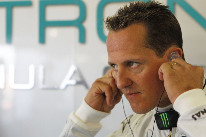 Stewart and Ecclestone think Schumacher will stop Stewart and Ecclestone think Schumacher will stop